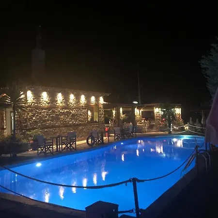 Hotel Bara Néos Marmarás