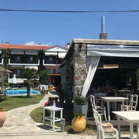 Hotel Bara Néos Marmarás