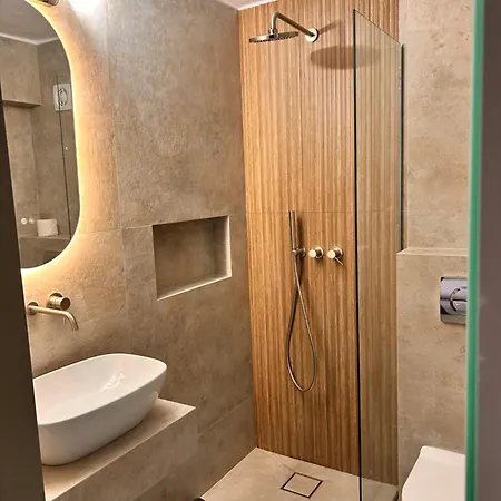 Bara Néos Marmarás