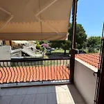 Bara Neos Marmaras